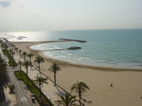 Lovely Seaside Apartment In Front Of Calafell Beach And Cunit Beach เซกูร์ เด กาลาเฟย์ ภายนอก รูปภาพ